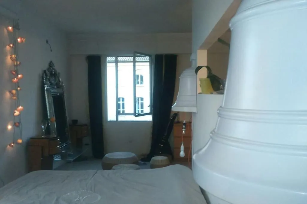 Duplex Intra-Muros Calme & Spacieux Pres Du Palais Des Papes Avinyon Daire
